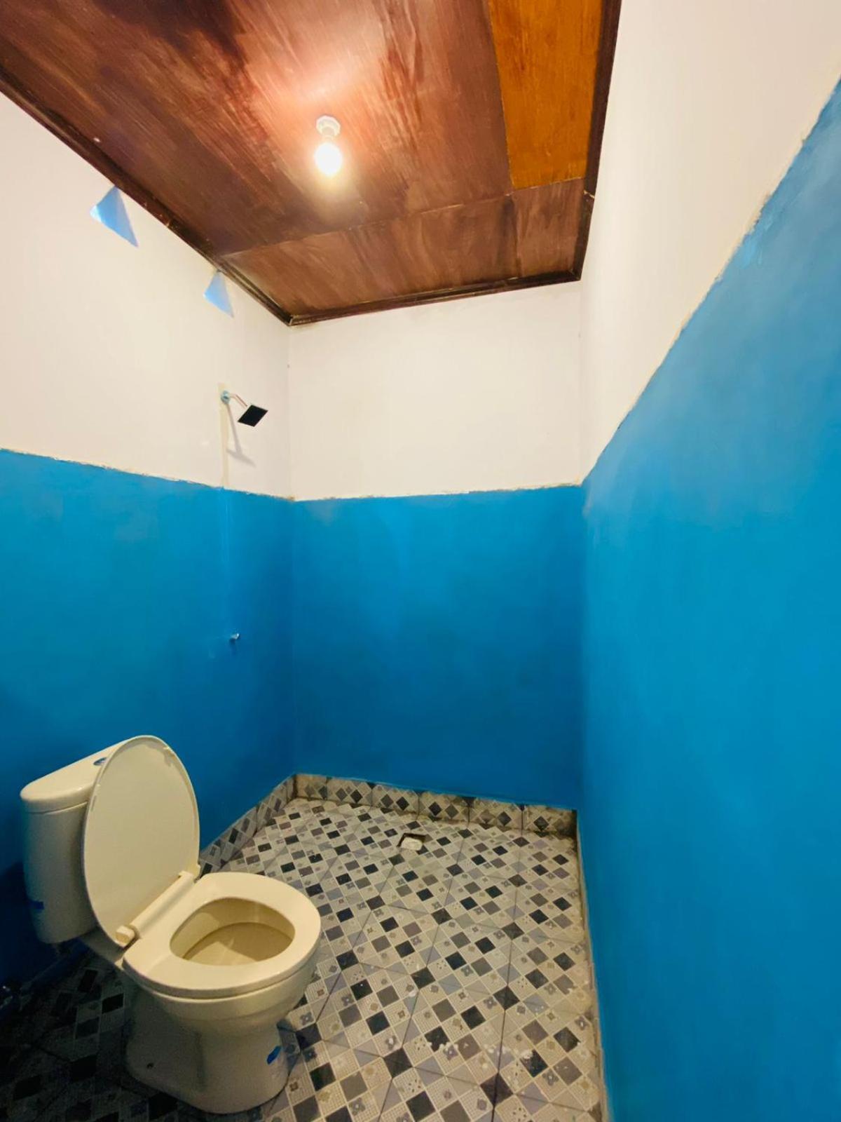 Diki Bungalows Kuta  Esterno foto