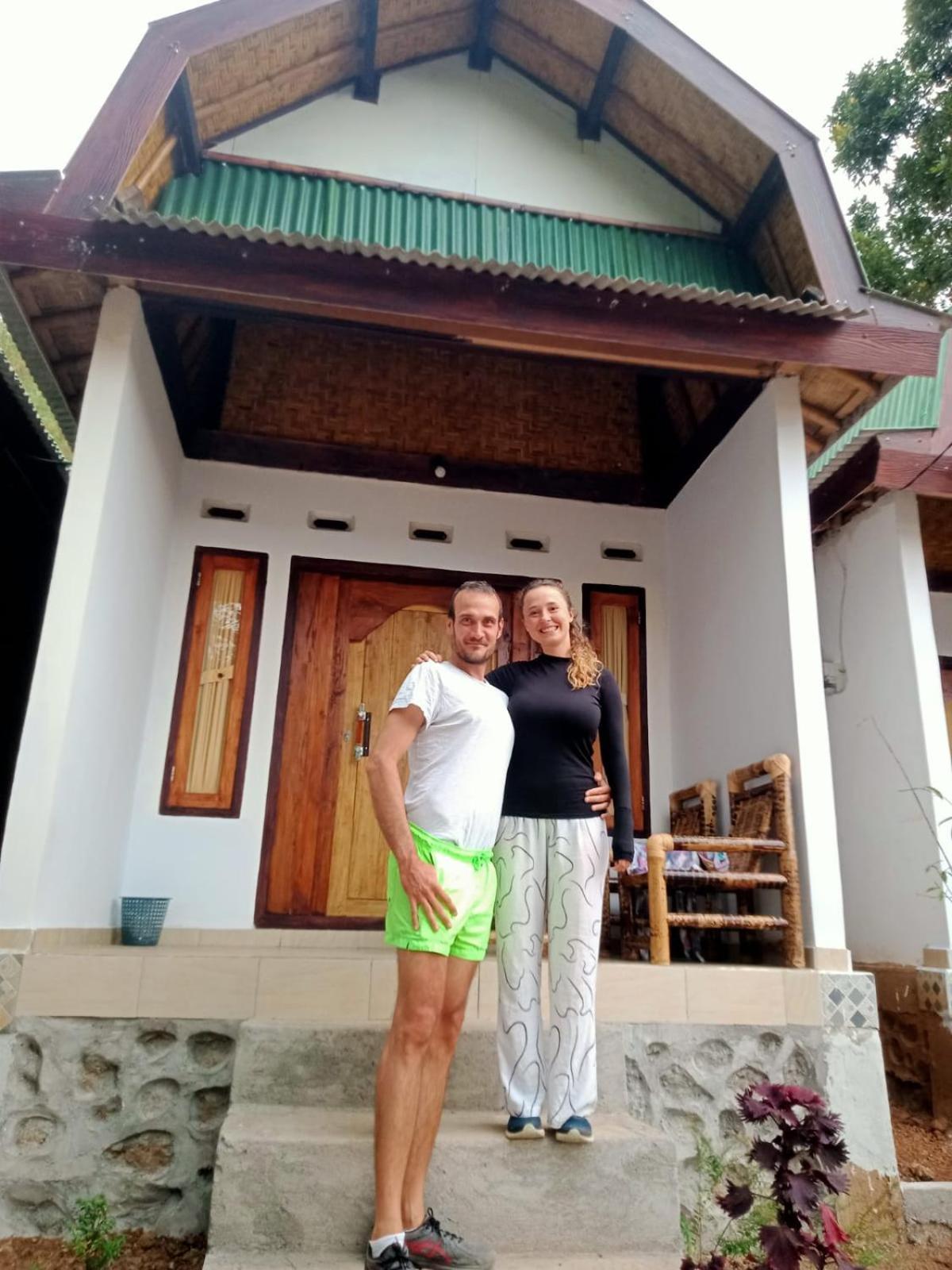 Diki Bungalows Kuta  Esterno foto