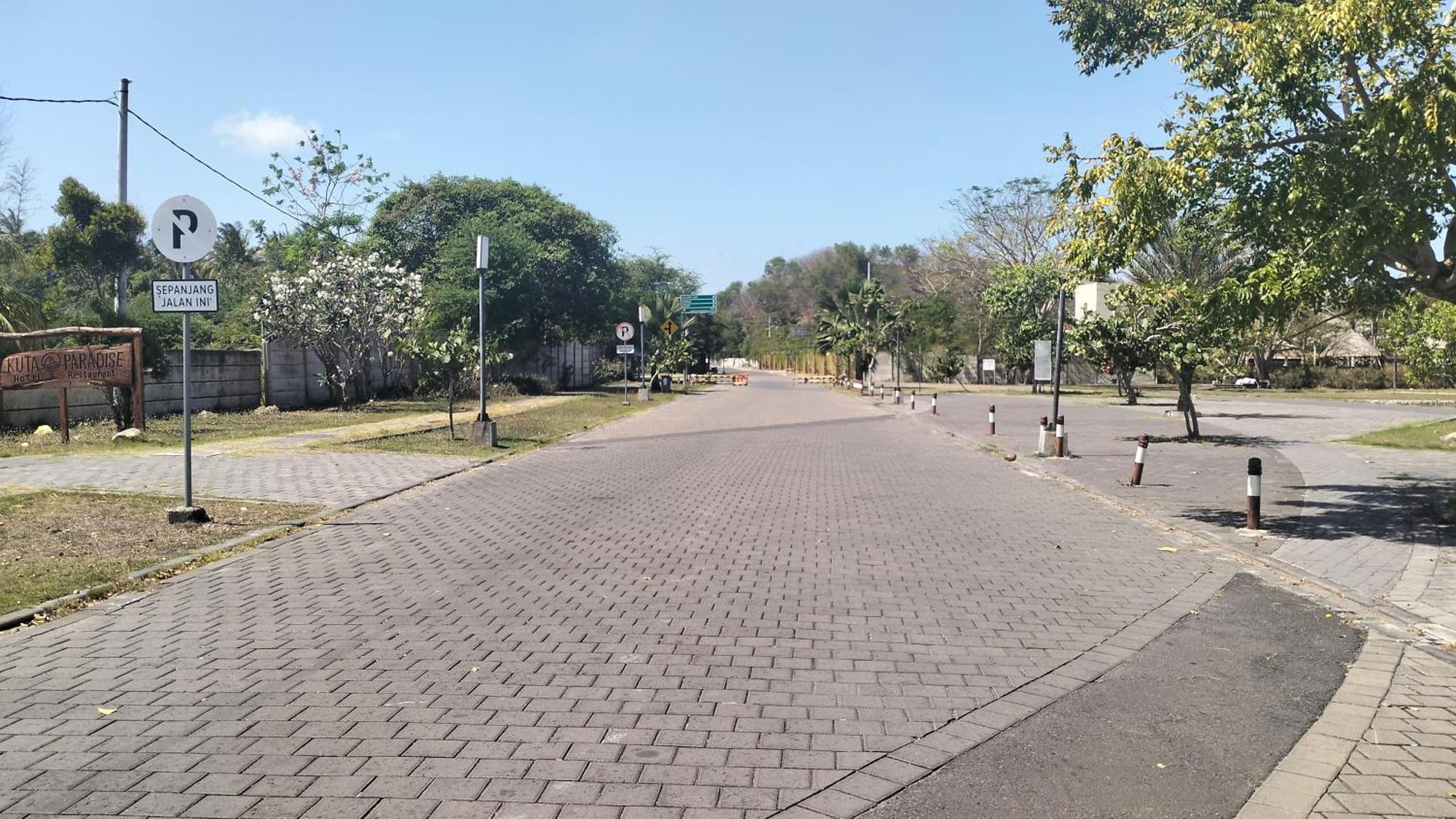 Diki Bungalows Kuta  Esterno foto