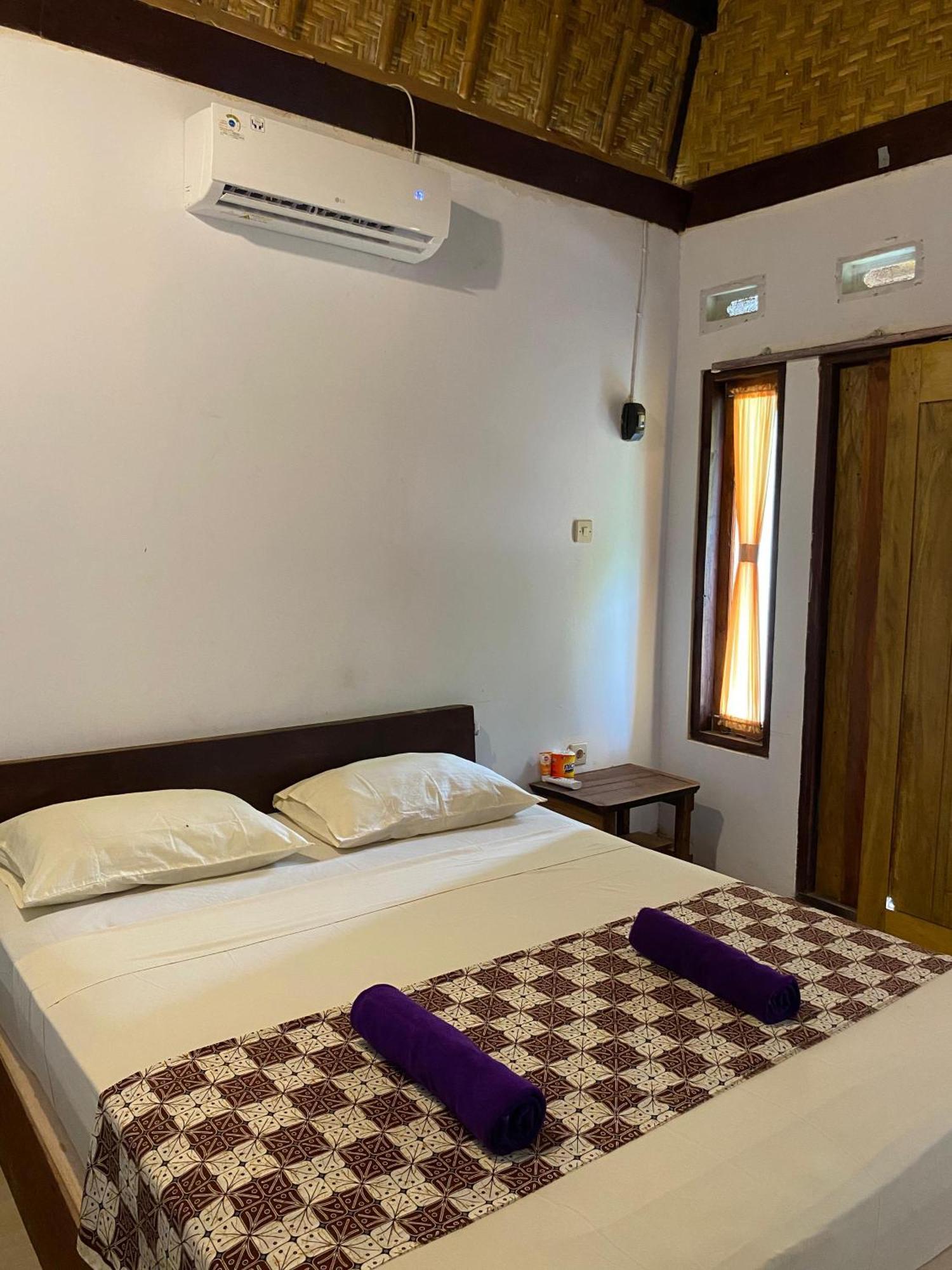 Diki Bungalows Kuta  Esterno foto